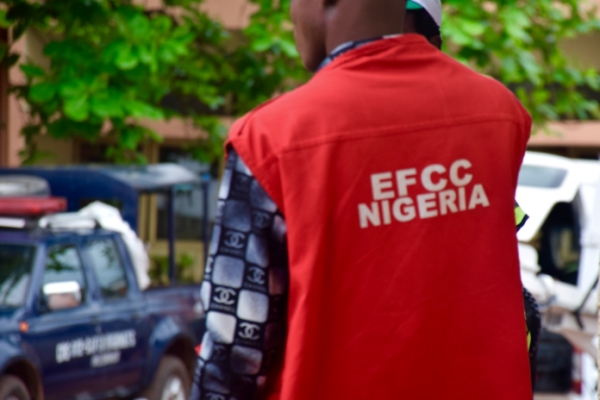 EFCC sacks 27 corrupt officers, probes $400,000 fraud complaint