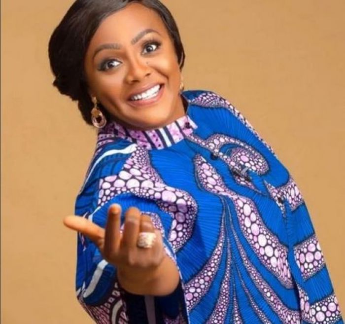 ‘I am the voice behind Psquare’s hit song ‘story’ – Helen Paul