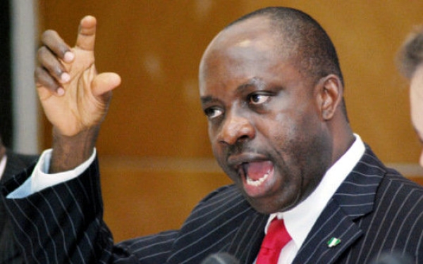 Onitsha Mob Takes Law Into Their Hands, Burns Soludo Revenue Agents