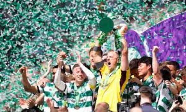 Celtic win Scottish title with comeback win over St Mirren