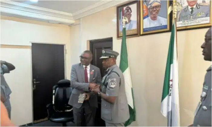 Customs Hand Over $54,330 Tramadol Bribe To EFCC