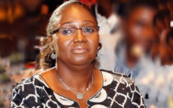 My husband doesn’t discuss political matters with me - says Fashola’s wife