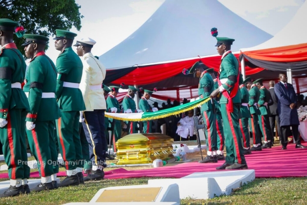 [OPINION] Lagbaja: When generals, the ‘Olúóde’, die - Festus Adedayo