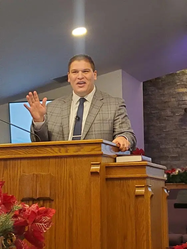 Gunmen abducted American pastor during sermon