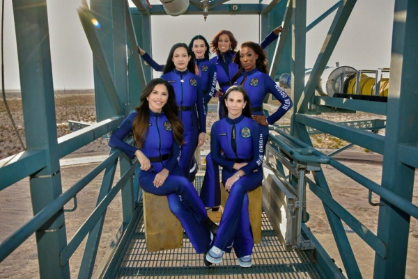 Katy Perry, others roar into space on all-woman flight